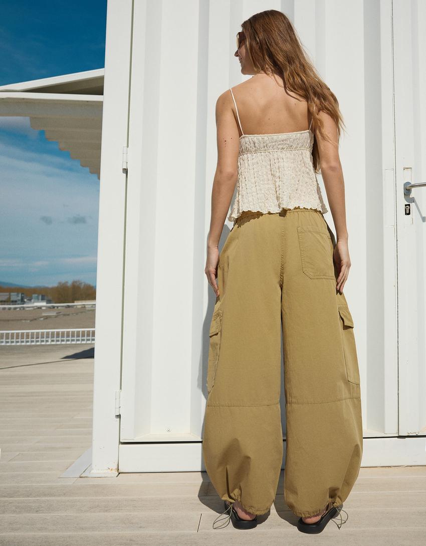 Pantalón cargo estampado-Kaki