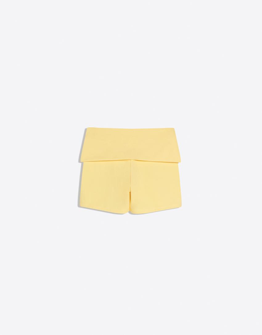 Technical shorts with turn-up waist-Banana