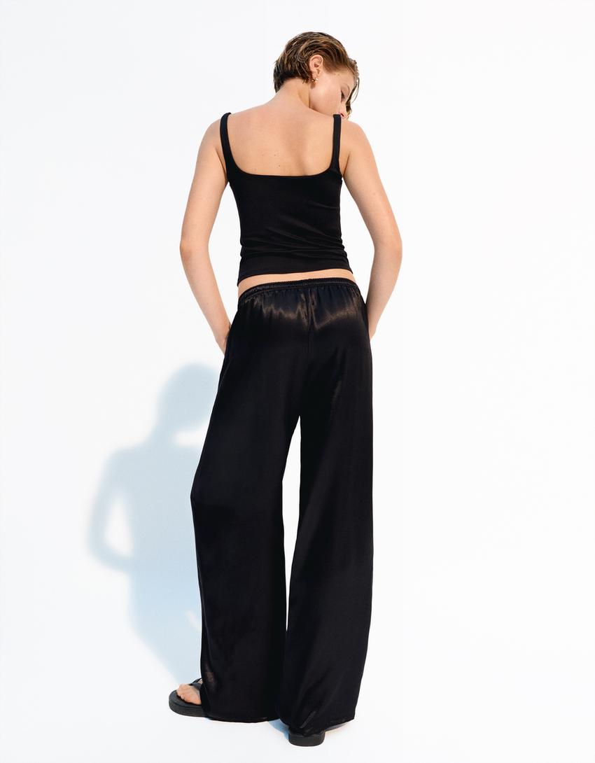 Pantalón wide leg jogger satén-Negro