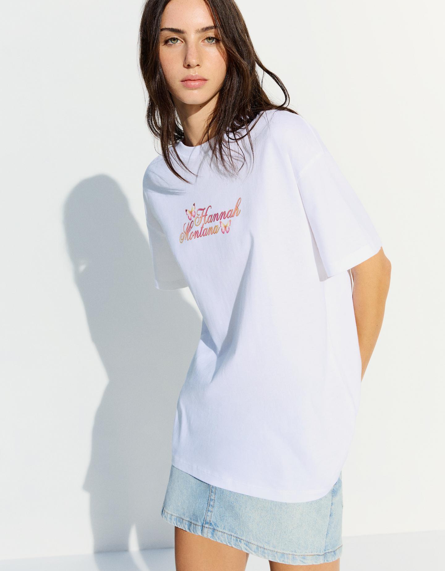 Bershka koszulka hannah montana z krótkim rękawem i nadrukiem biały złamany