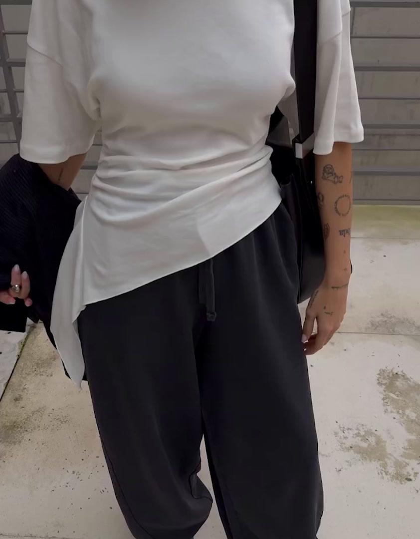 Kısa kollu büzgülü tişört - Görsel 69