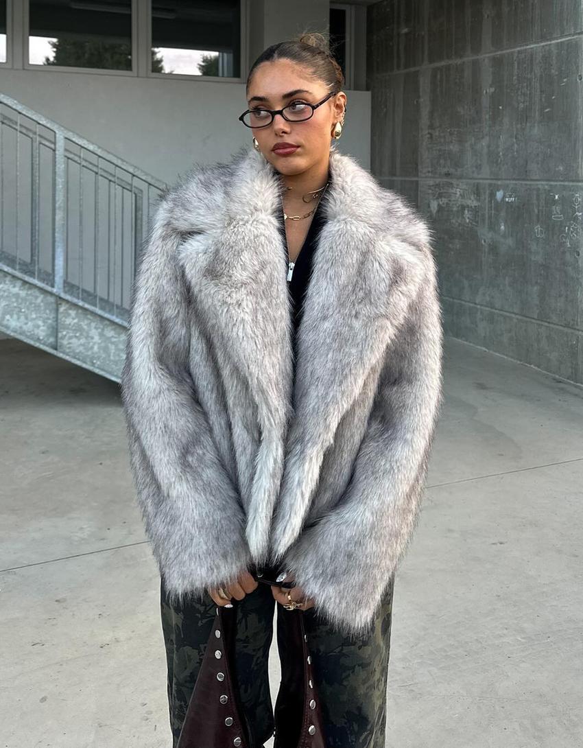 Faux fur jacket-Cream