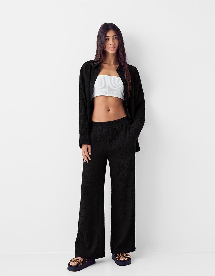 قميص فضفاض بملمس بارز وأكمام طويلة-أسود-3