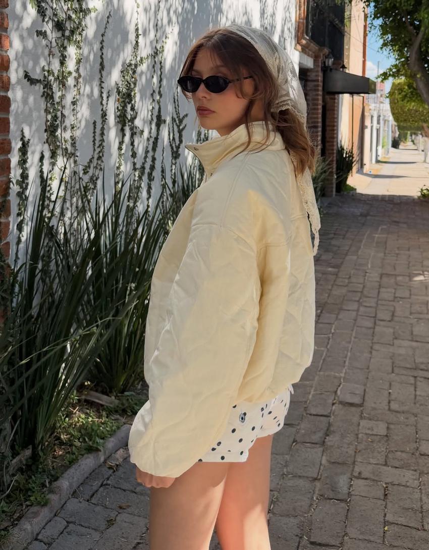 Puffer jacket-Cream