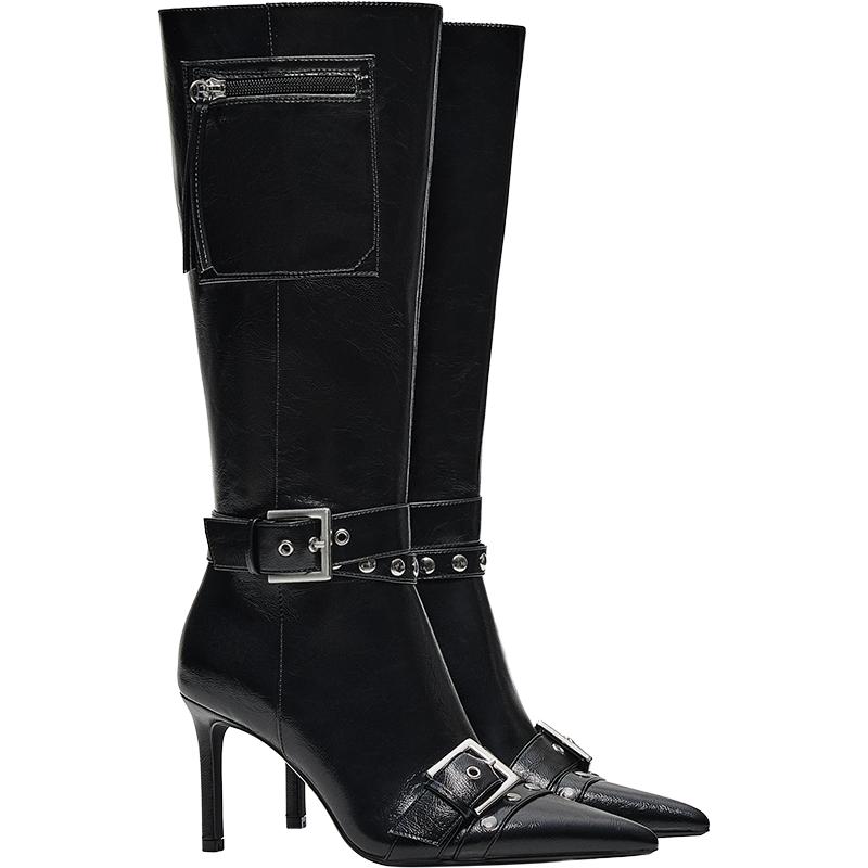Heeled boots with buckle detail — BLACK