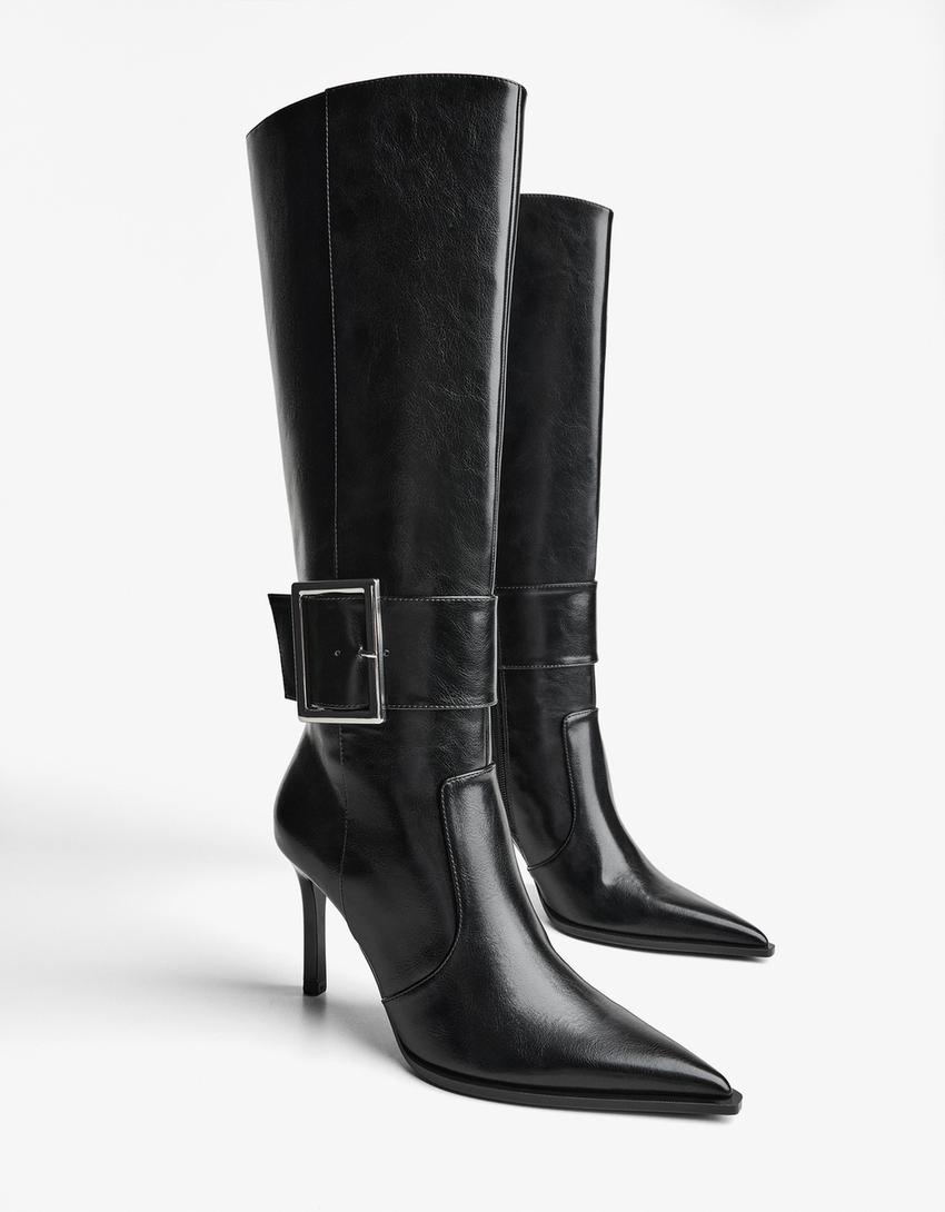 High-heel boots with buckle-BLACK