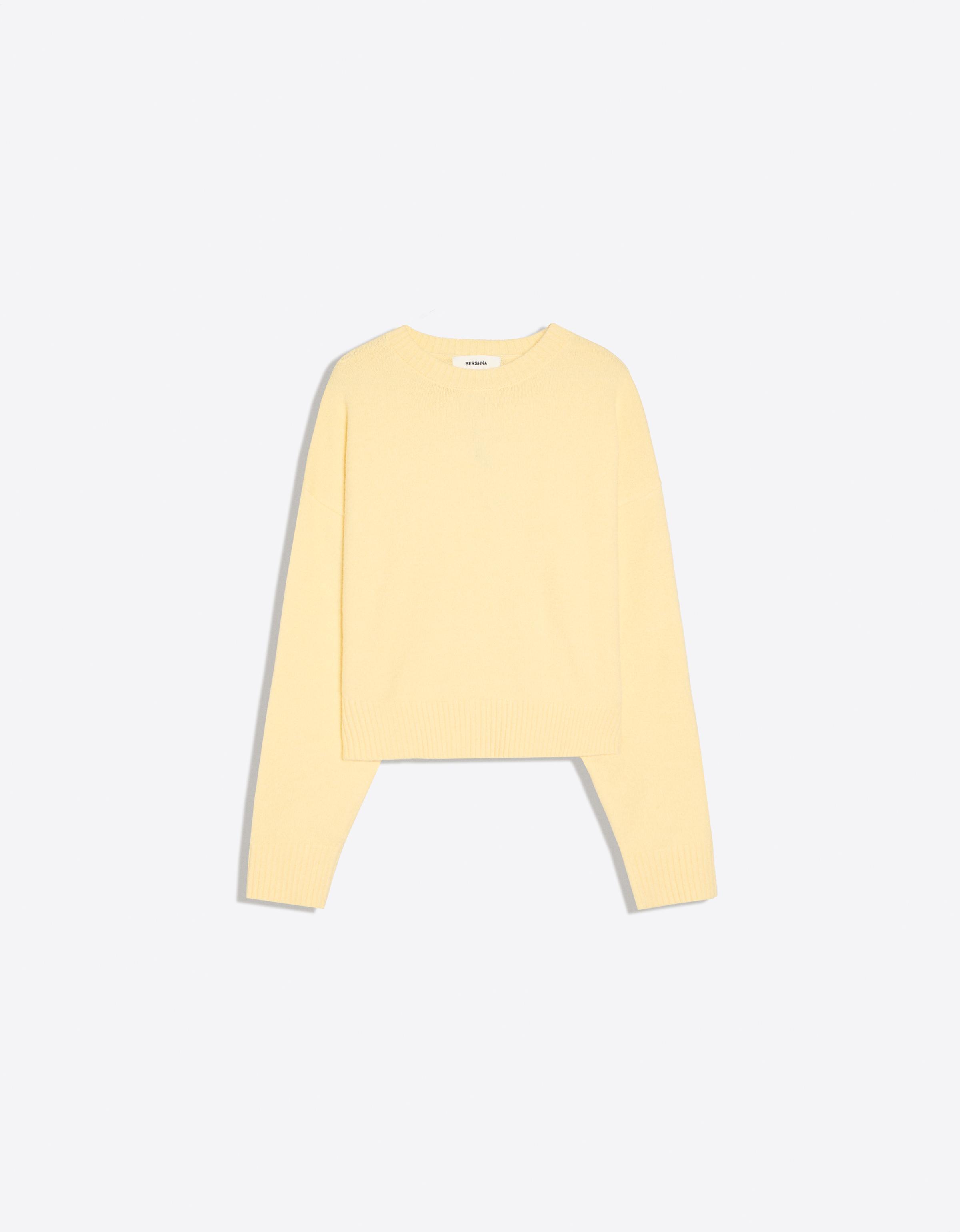 Round neck jumper — Yellow