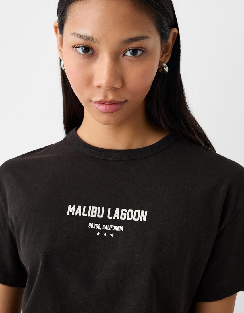 تيشرت قصير بأكمام قصيرة وطبعة-رمادي-5