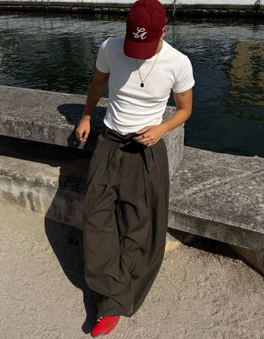 Pantaloni barrel con pinces e cintura-Kaki
