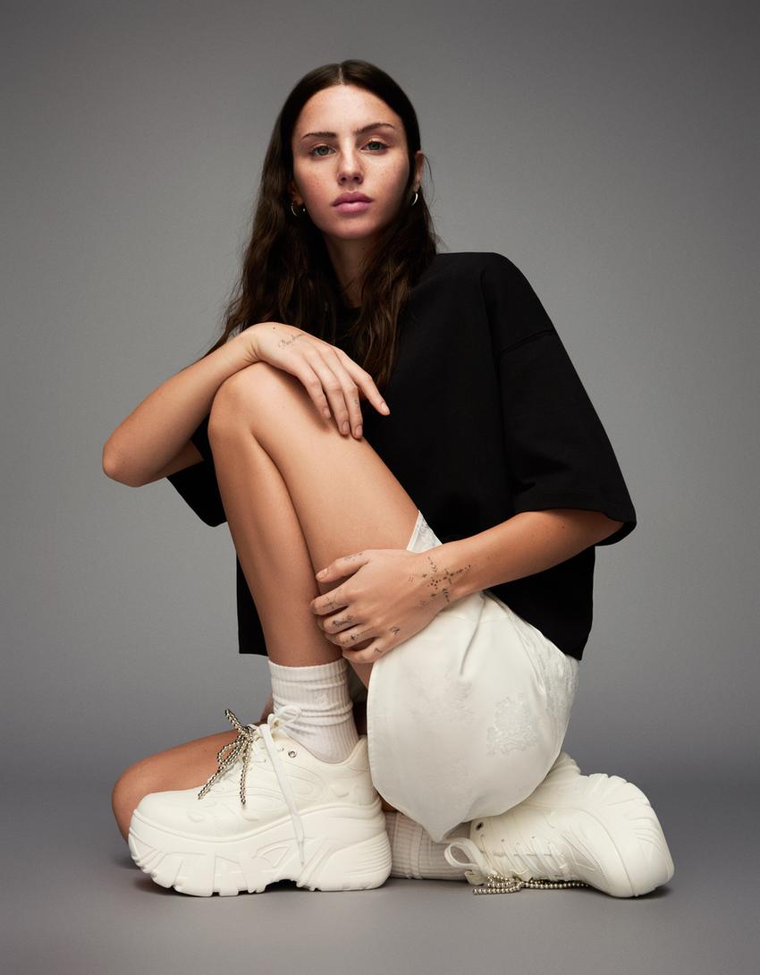 Zapatillas plataforma XL Zapatos Mujer Bershka