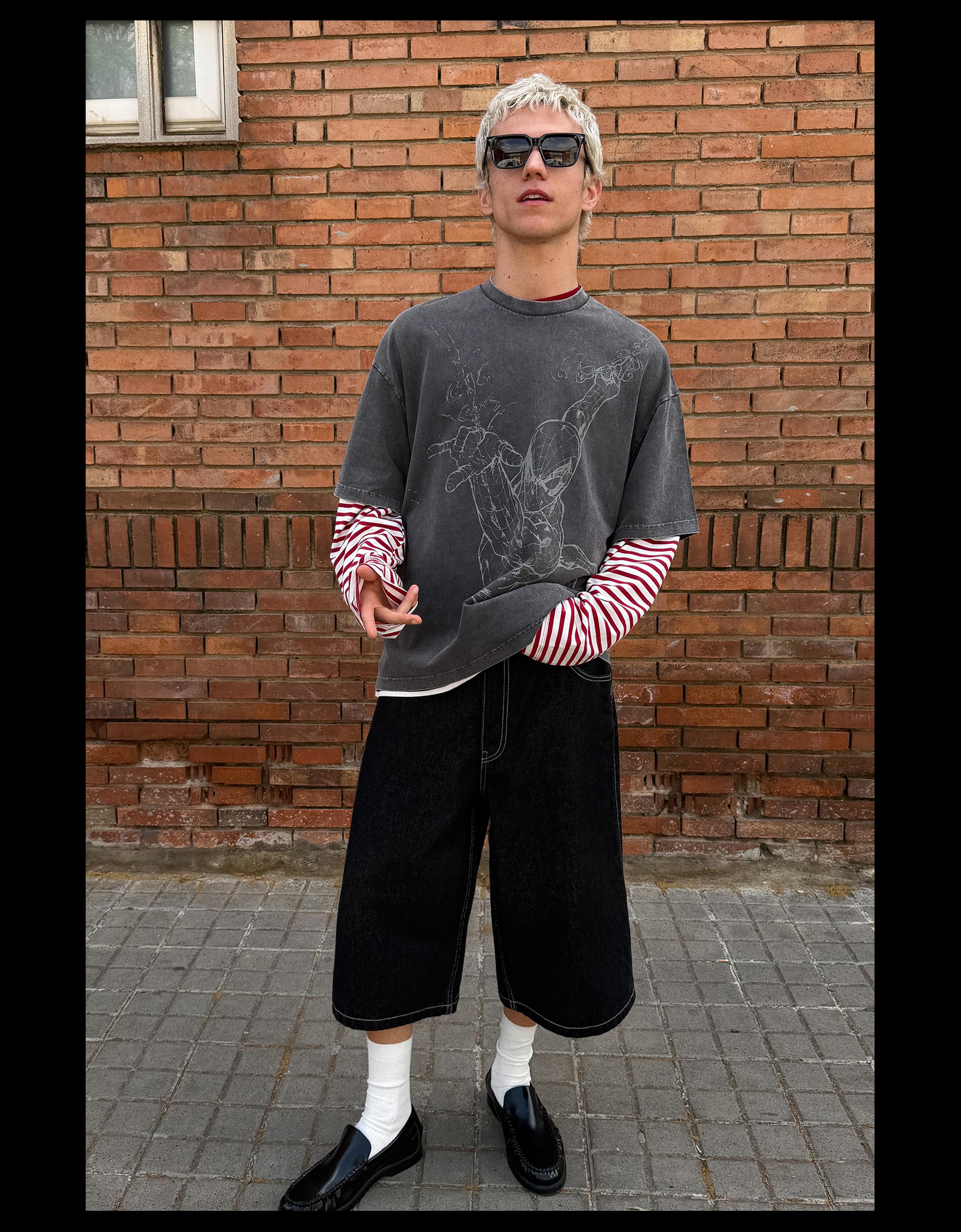 Bershka SPIDER-MAN kısa kollu tişört görsel 6