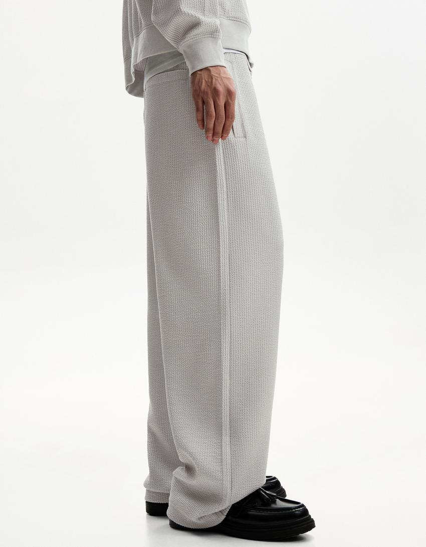 Sweatshirt and trousers set-Sweatshirt and trousers set