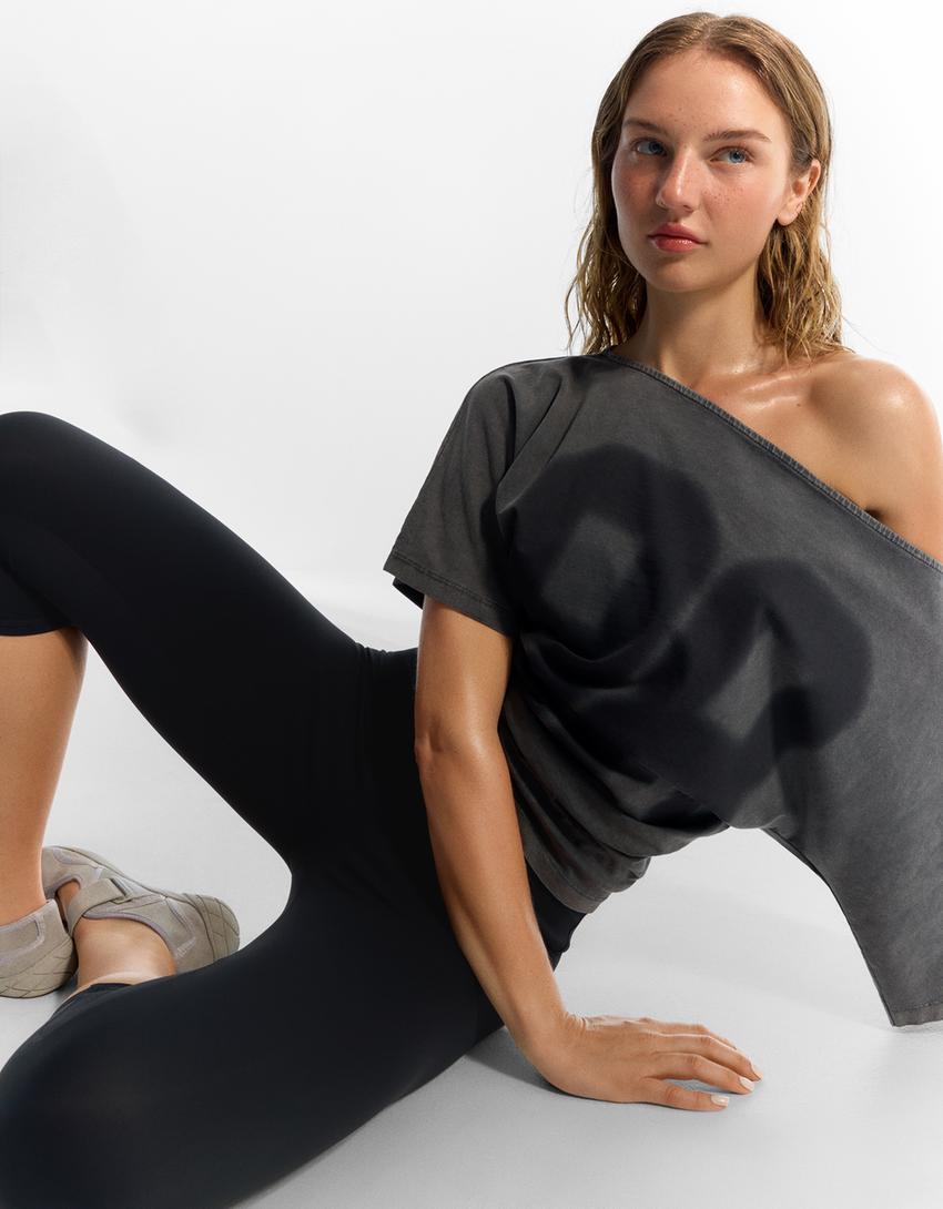 Technical knit capris-Black