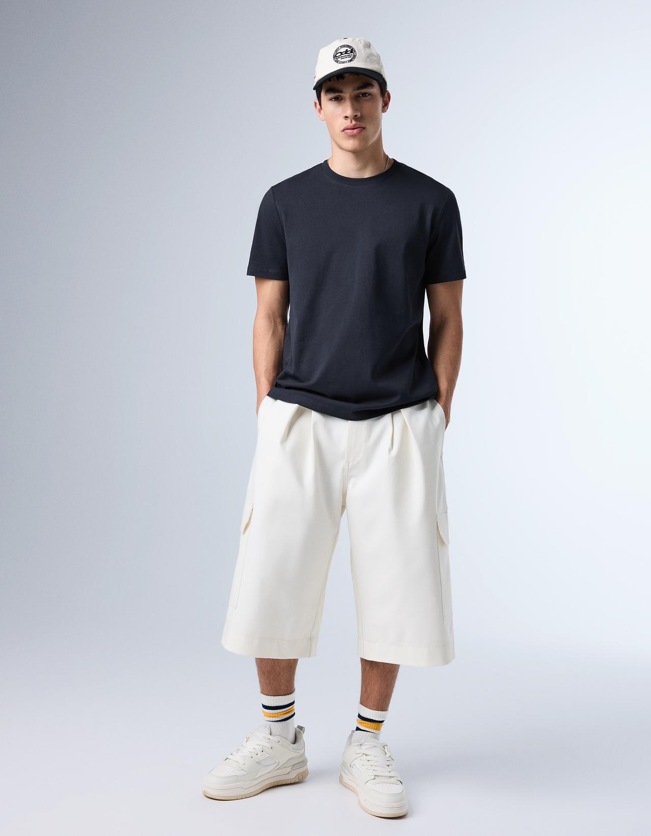 Short sleeve regular fit T-shirt — Navy