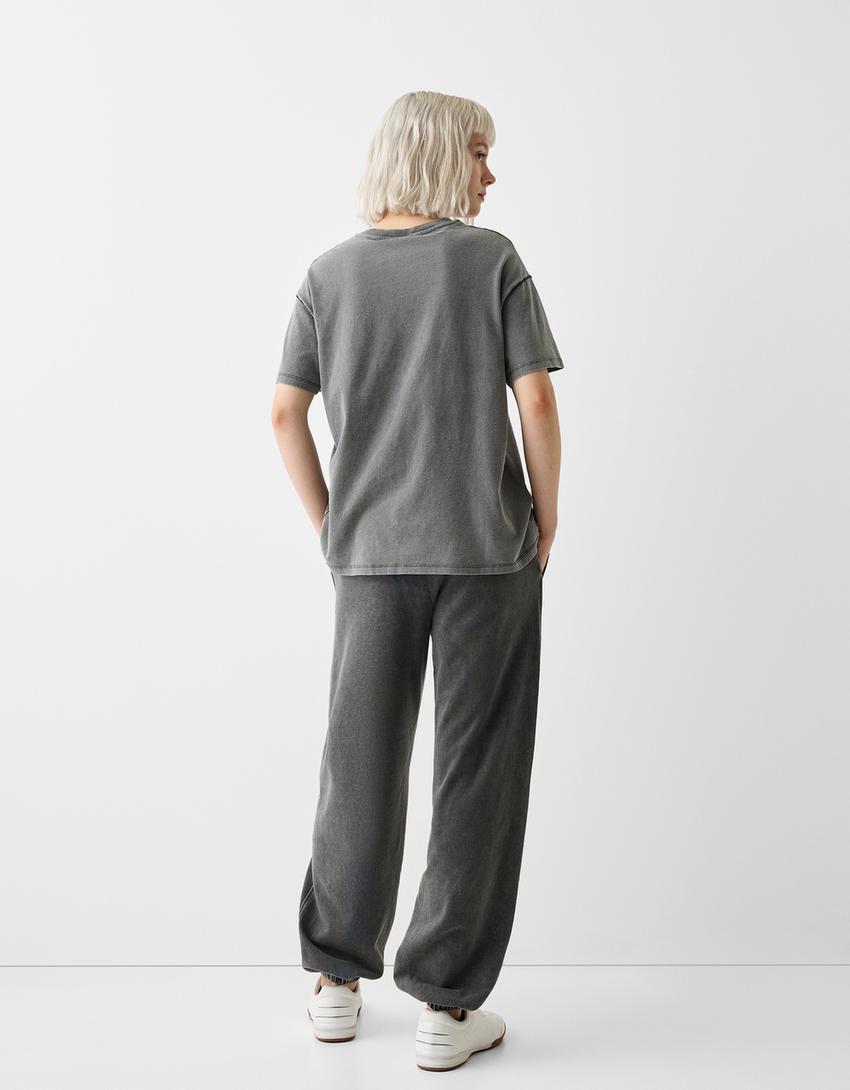 بنطال رياضي ناعم بطبعة ليون كينج-رمادي-2