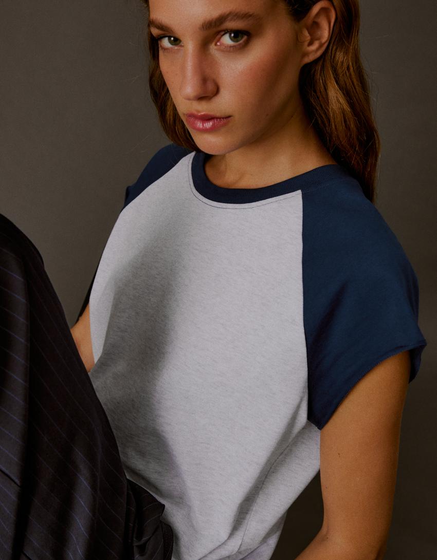 Short sleeve raglan T-shirt-Grey