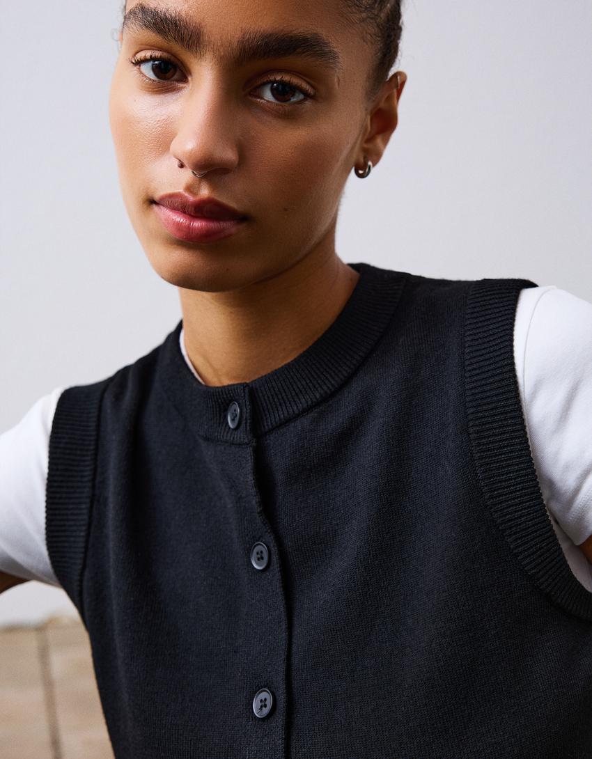 Gilet in maglia con bottoni-Nero