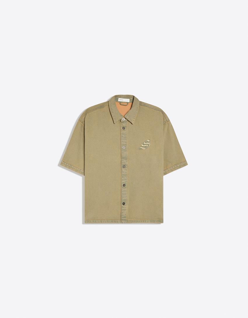 Short sleeve boxy-fit textured shirt-Khaki