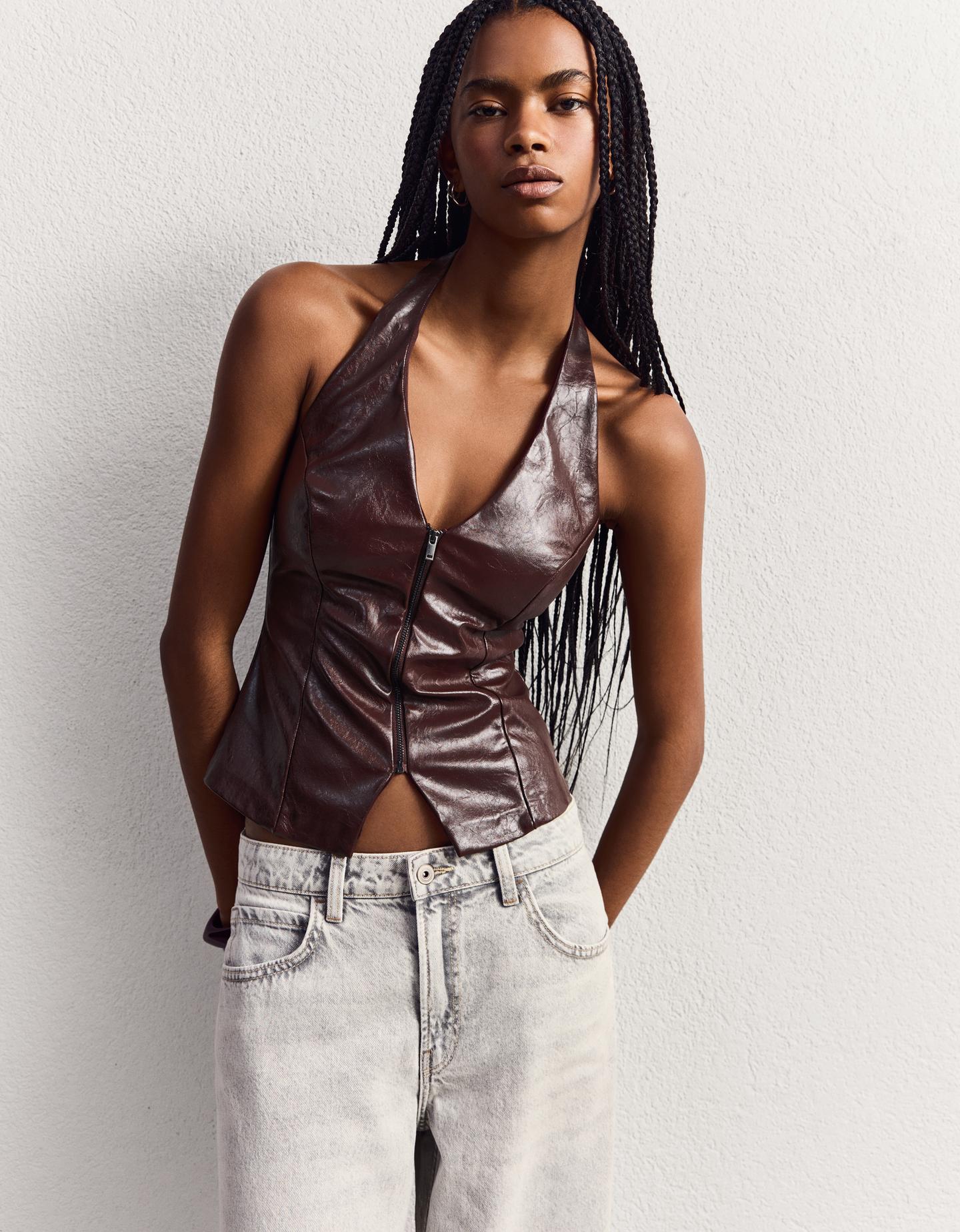 Bershka top typu halter ze sztucznej skóry zapinany na zamek fioletowy