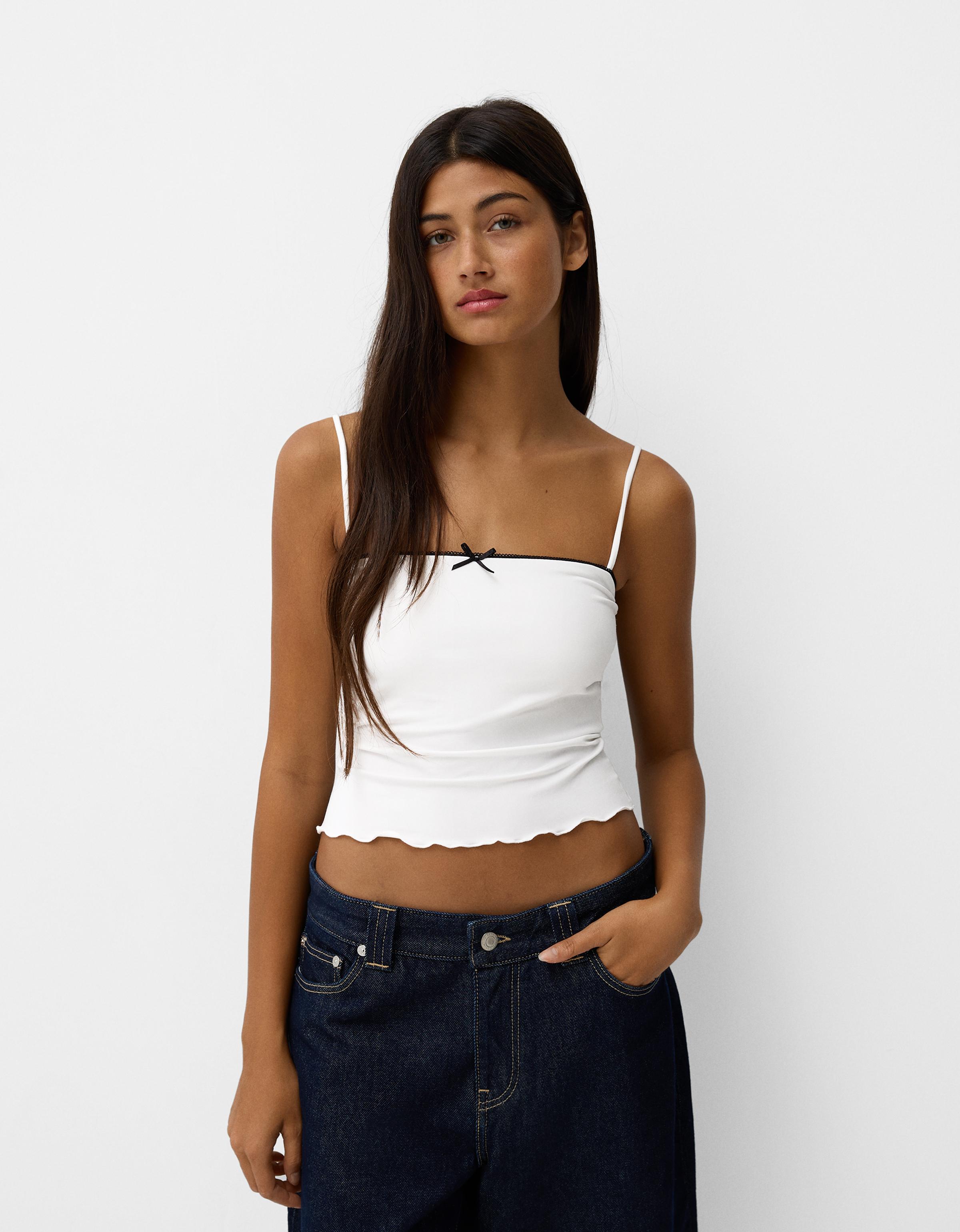 Top cropped de tirantes bershka sale