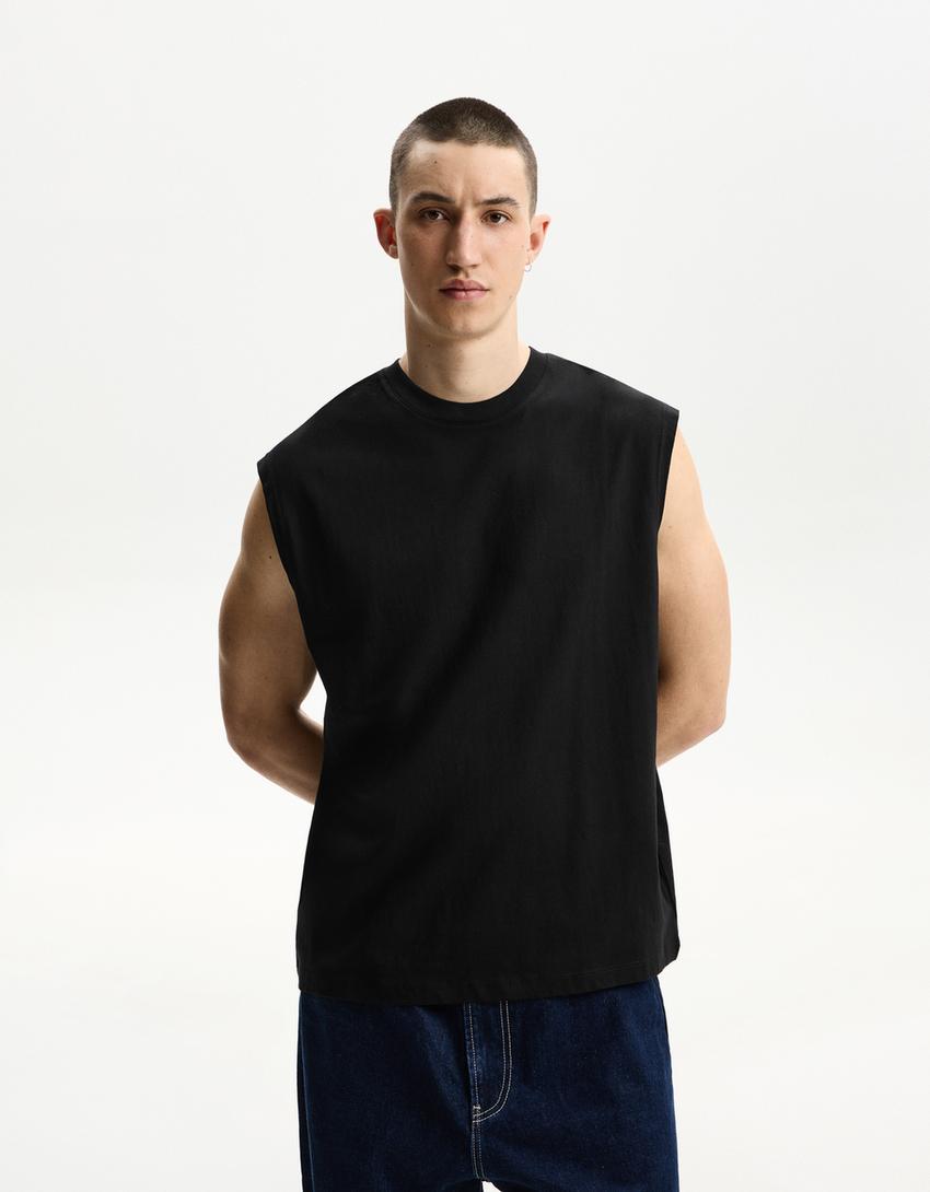 Sleeveless top-Black-0