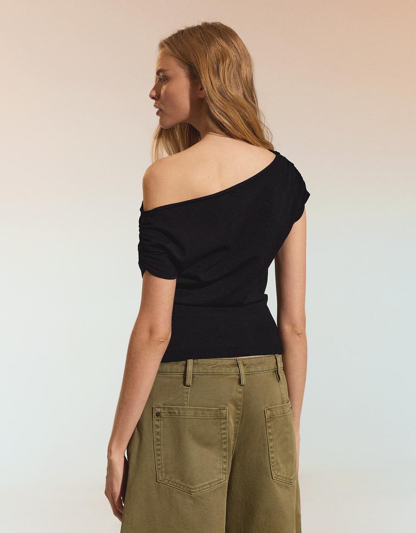 Camiseta asimétrica cinturón-Negro