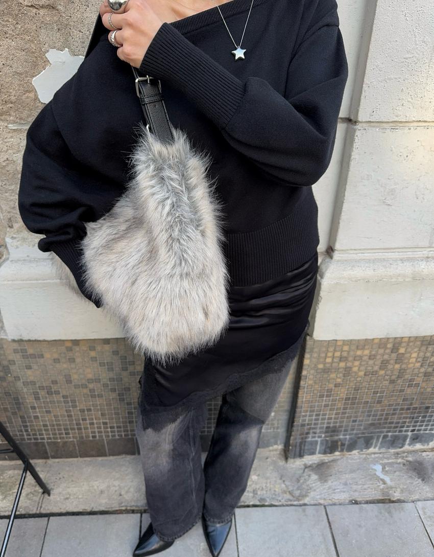Faux fur shoulder bag-Grey