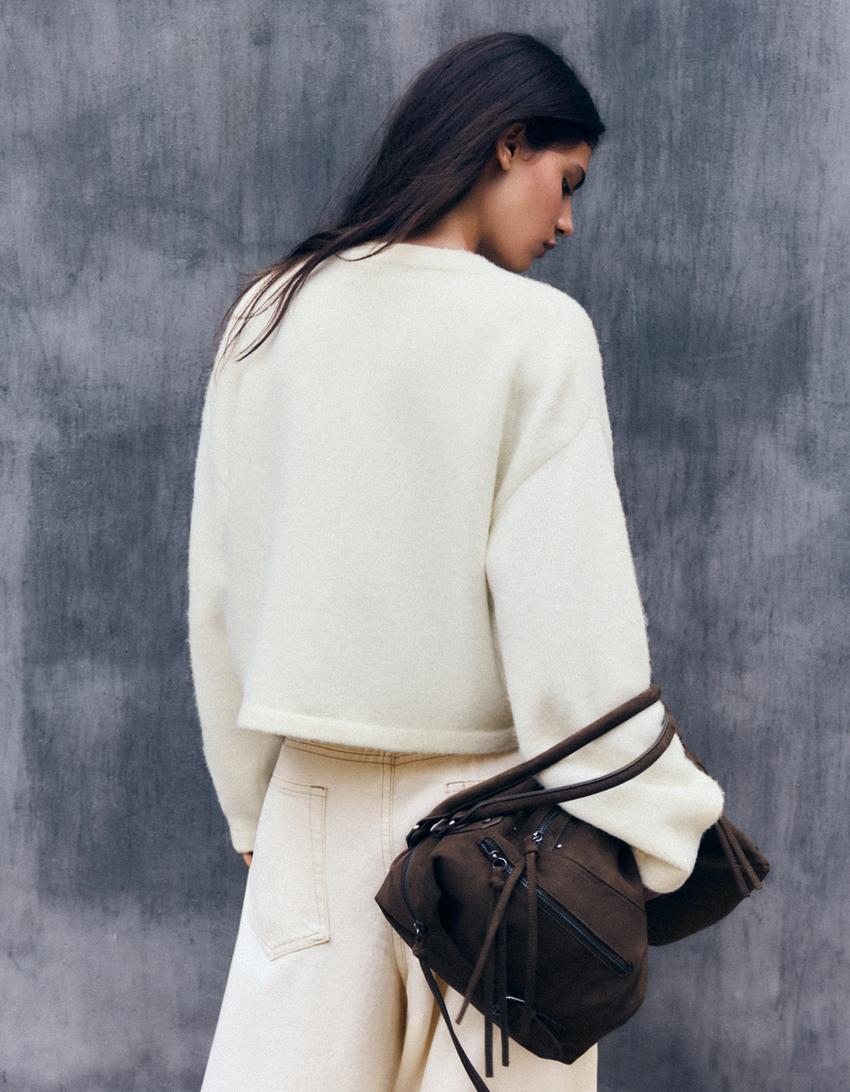 Crew neck cardigan with clasp fasteners-Cream