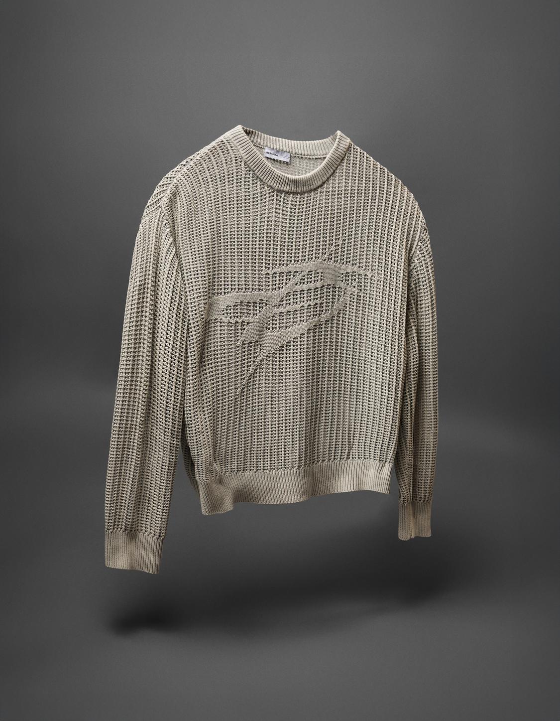 Faded-effect mesh sweater