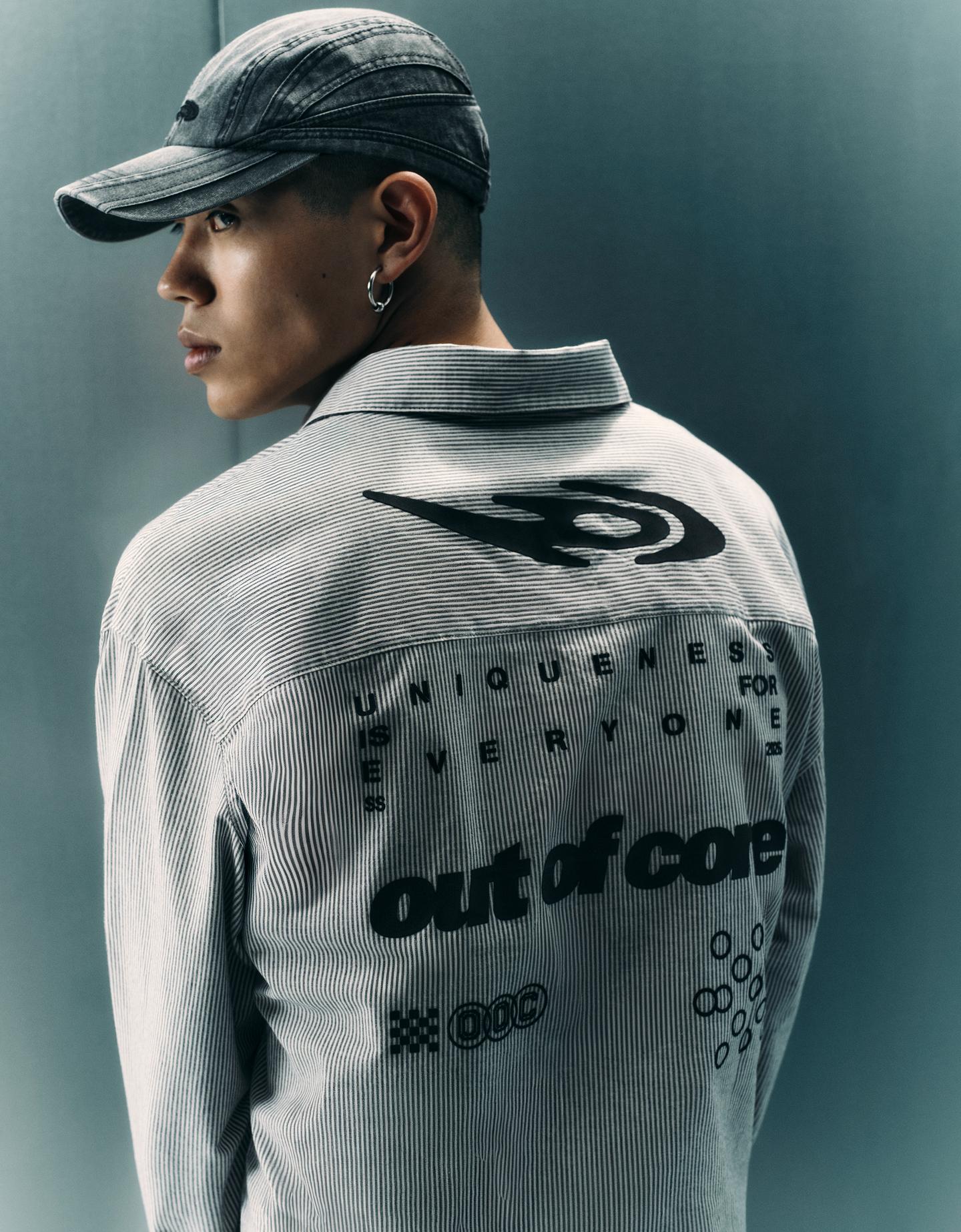 Bershka koszula z długim rękawem w paski out of core biały / czarny