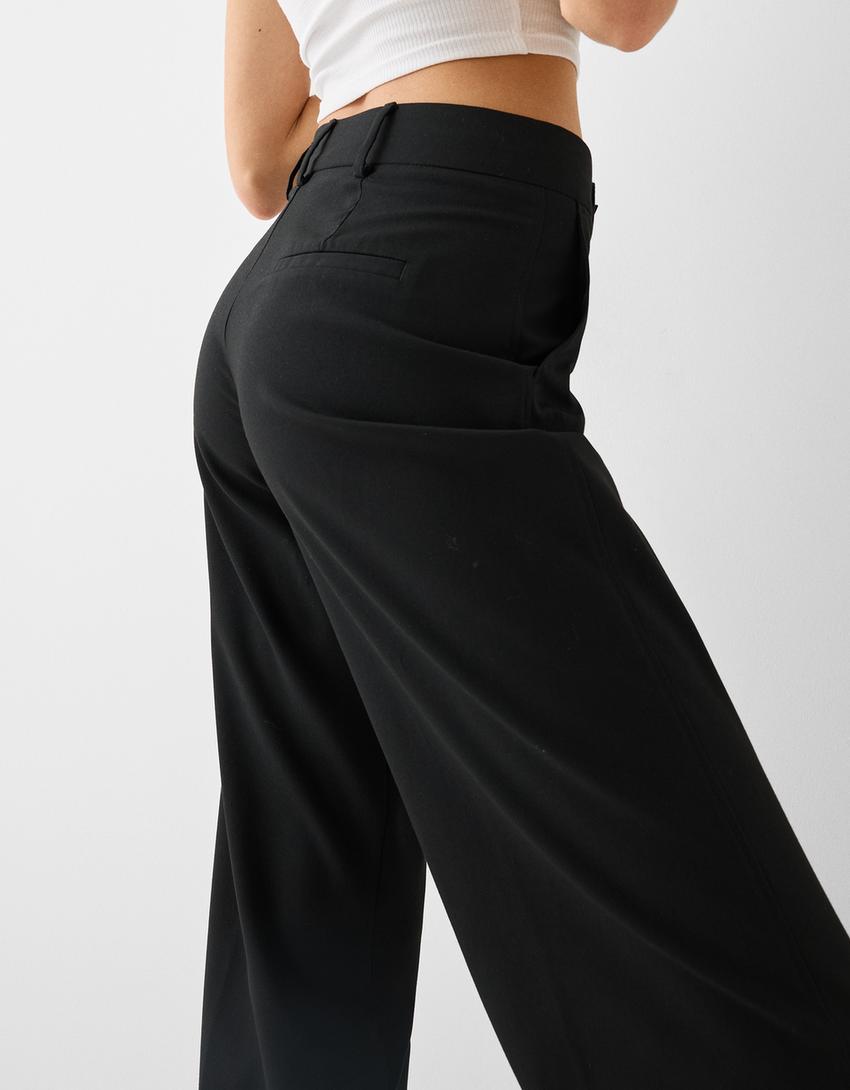 Low-waist straight-leg tailored fit trousers-Black