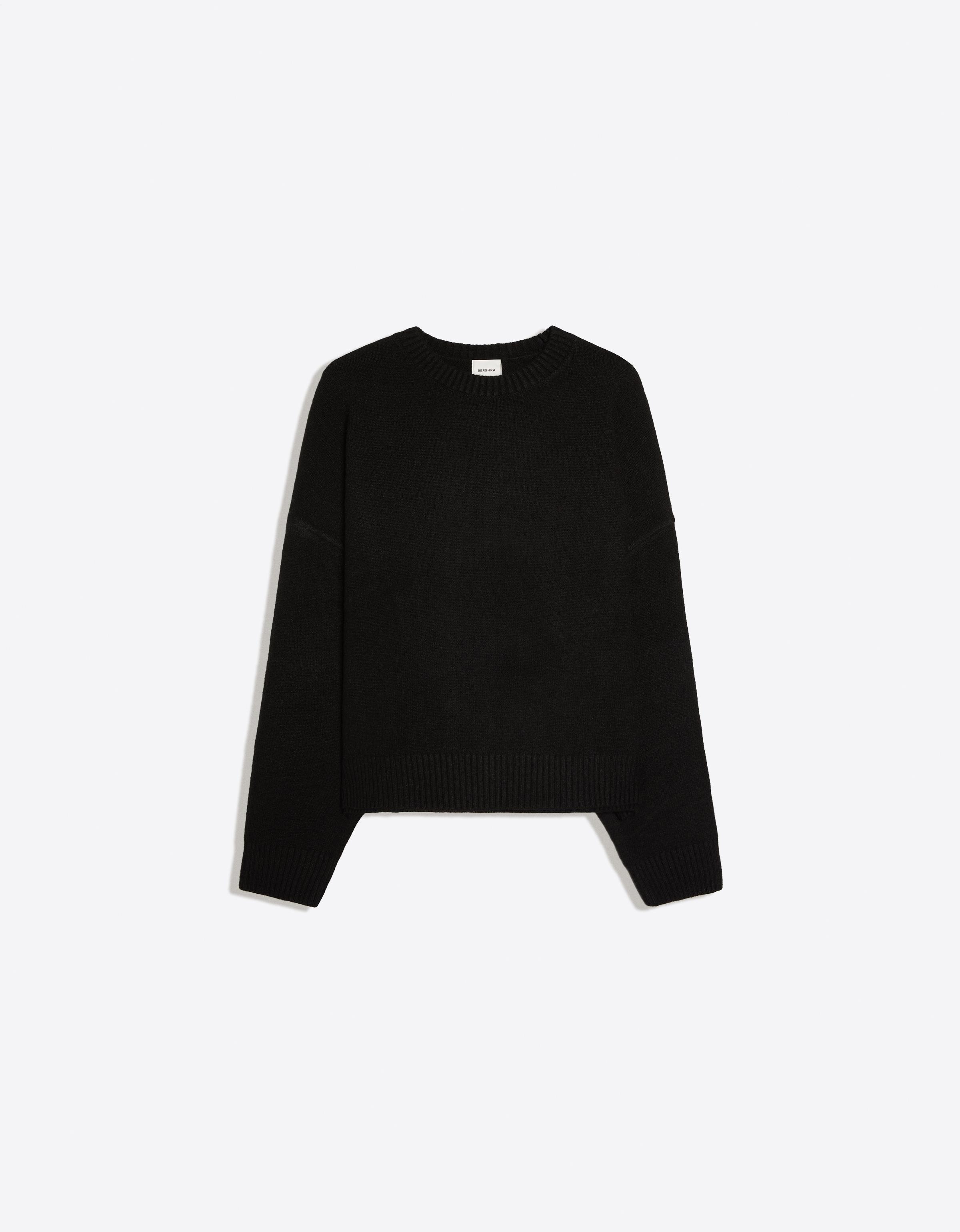 Boxy round neck jumper — Black