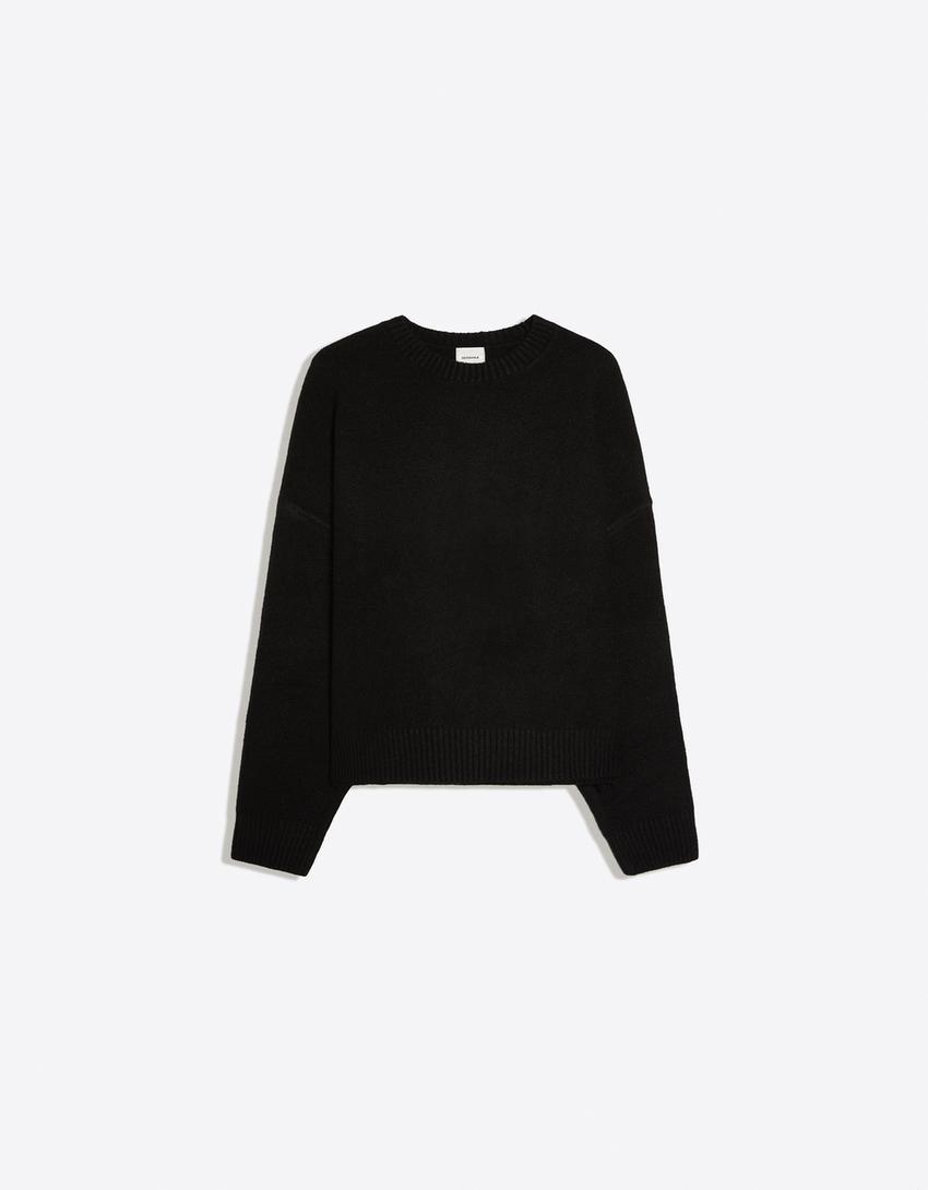 Boxy round neck jumper-Black