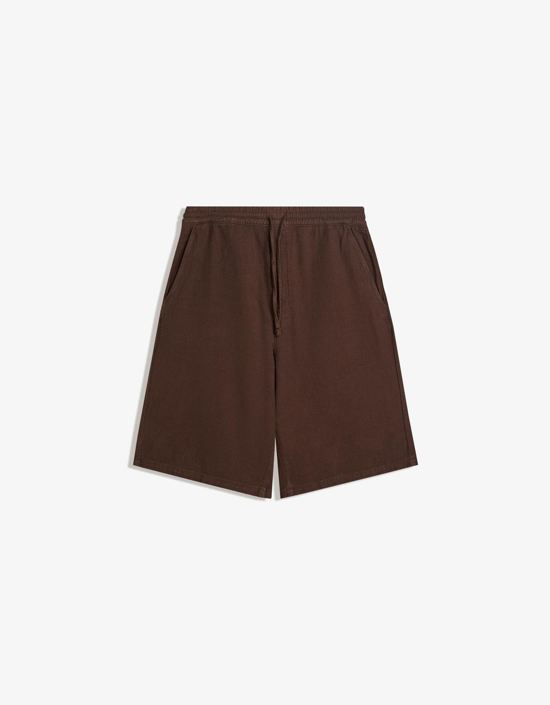 Rustic jogger skater shorts