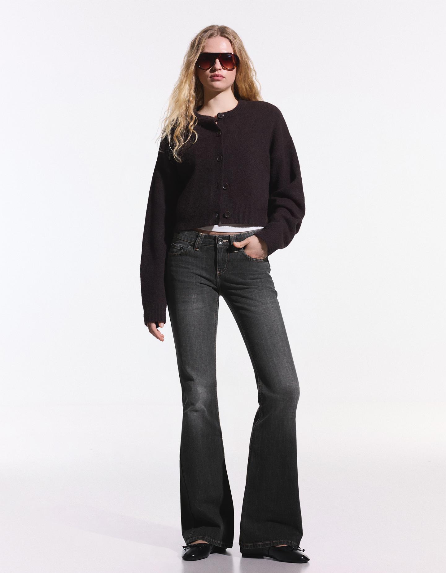 Bershka jeansy o kroju baggy flare srebrny