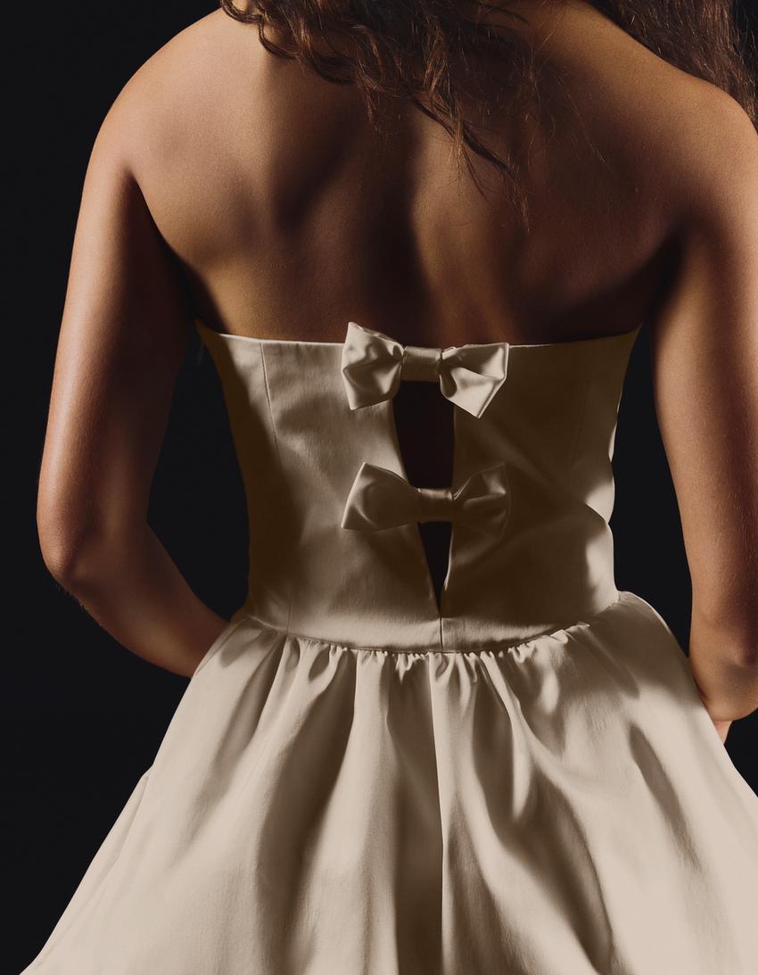 Bustierkleid mit Satinoptik-Rohweiß