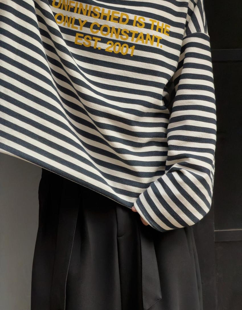 Striped crew neck sweatshirt-Navy