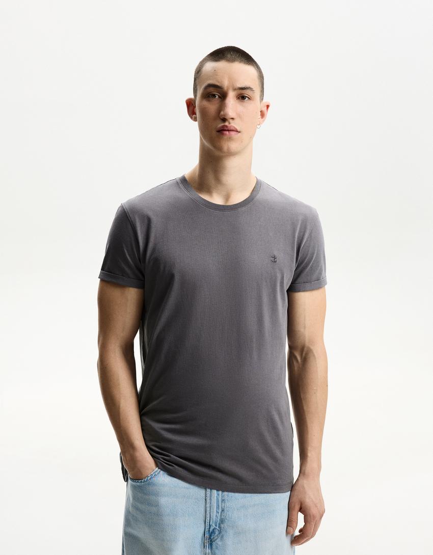 Embroidered short sleeve roll-up T-shirt-Grey