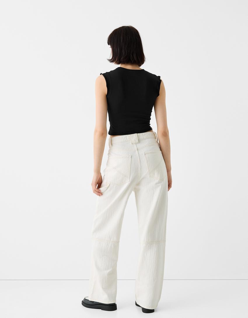 تيشرت مطرز بدون أكمام-أسود-1