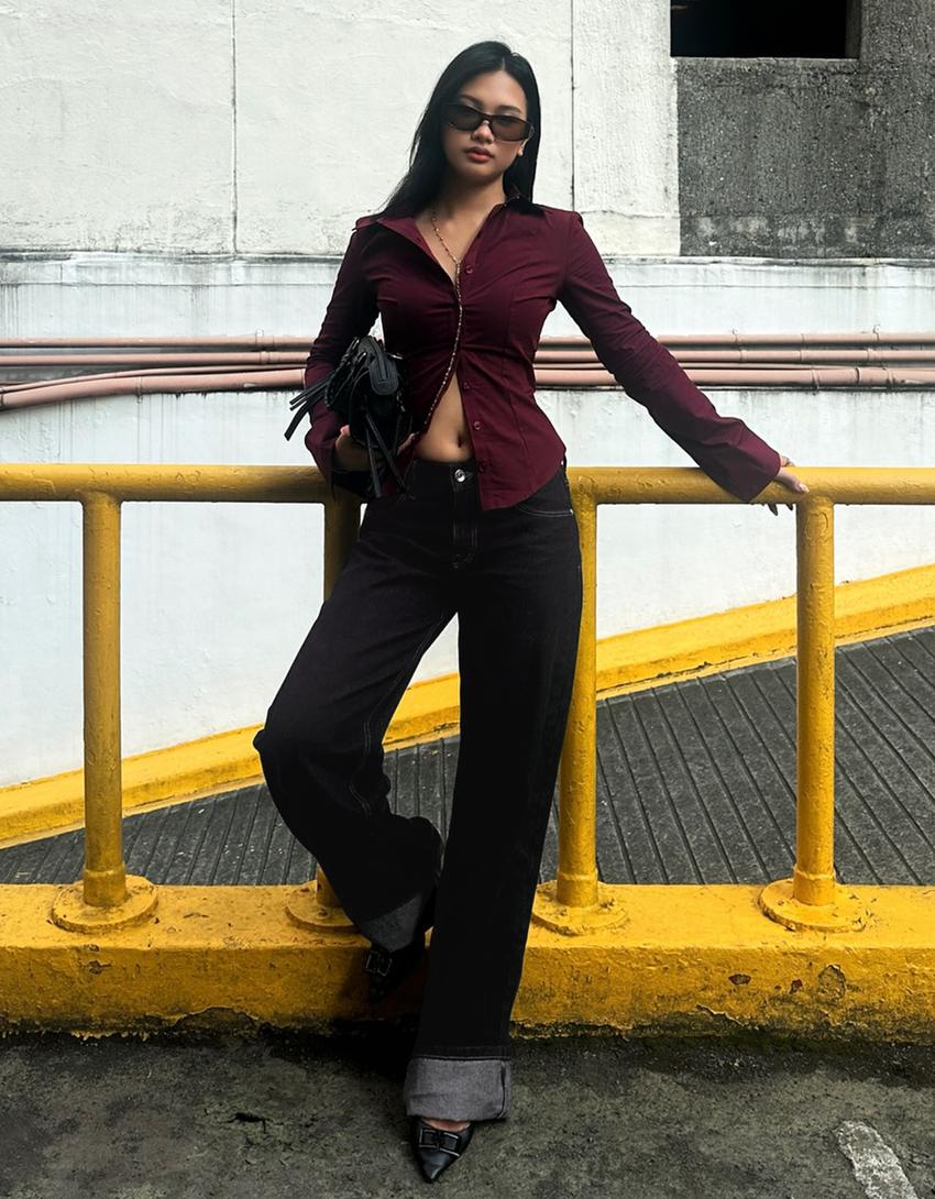 Fitted shirt with flared sleeves-Maroon