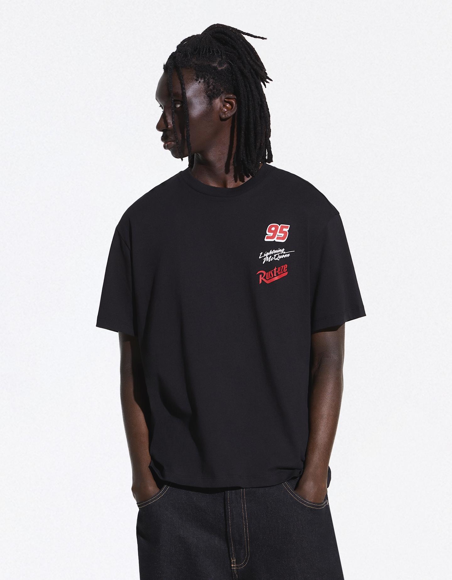 Bershka Camiseta Cars Manga Corta Print Hombre Negro