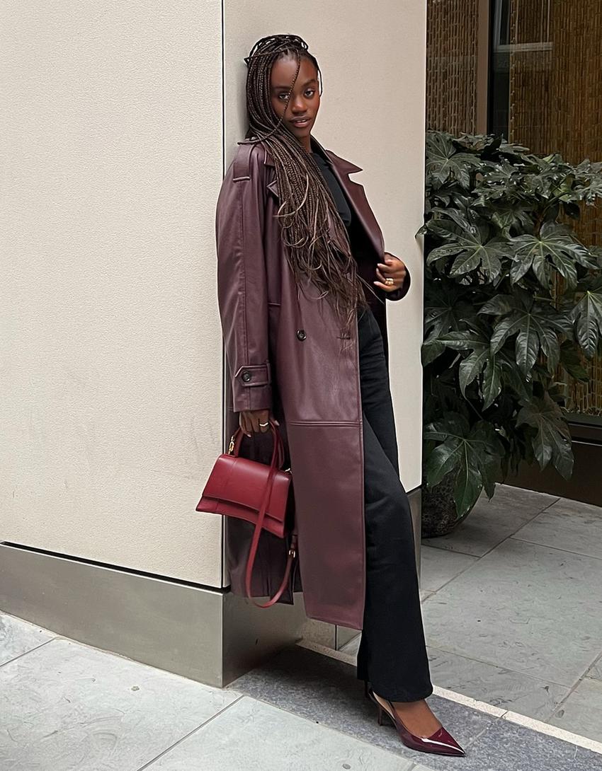Abrigo trench efecto piel-Granate