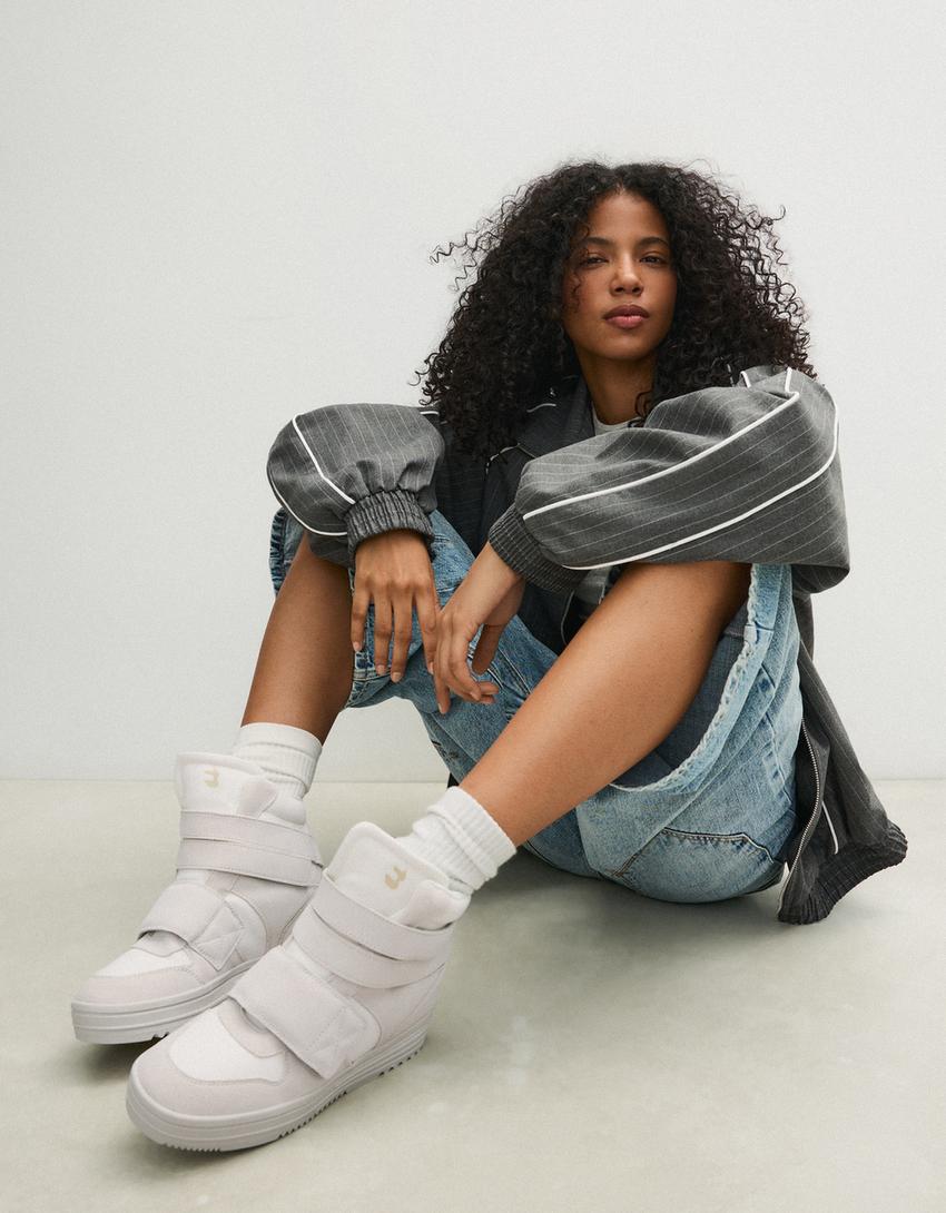HIGH-TOP SNEAKERS WITH CONCEALED WEDGE-ICE