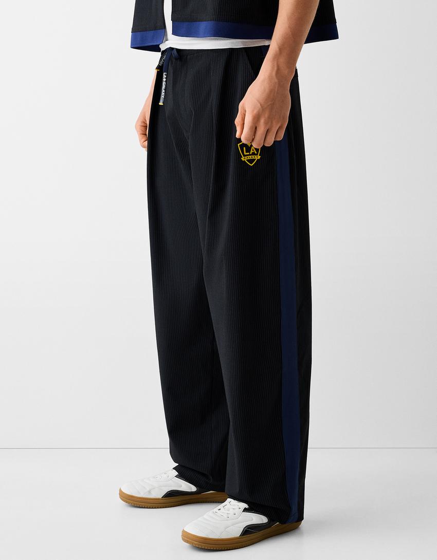 LA Galaxy tailored trousers with side stripe-Black