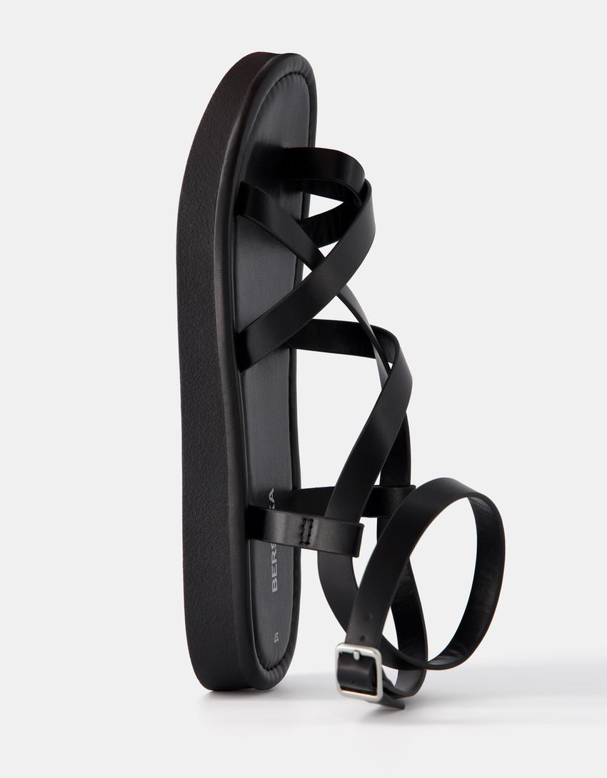 صندل مسطح بأحزمة متعددة-أسود