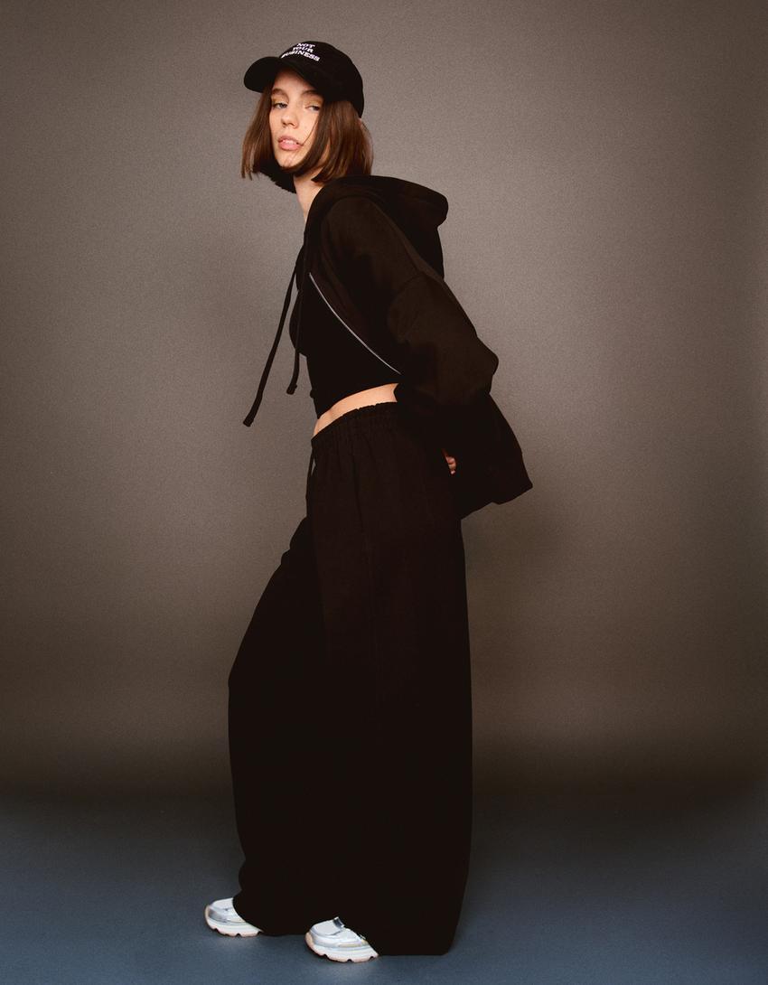 Sweatshirt material barrel pants-Black