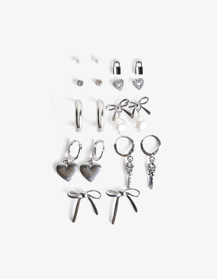 9-pack of earrings