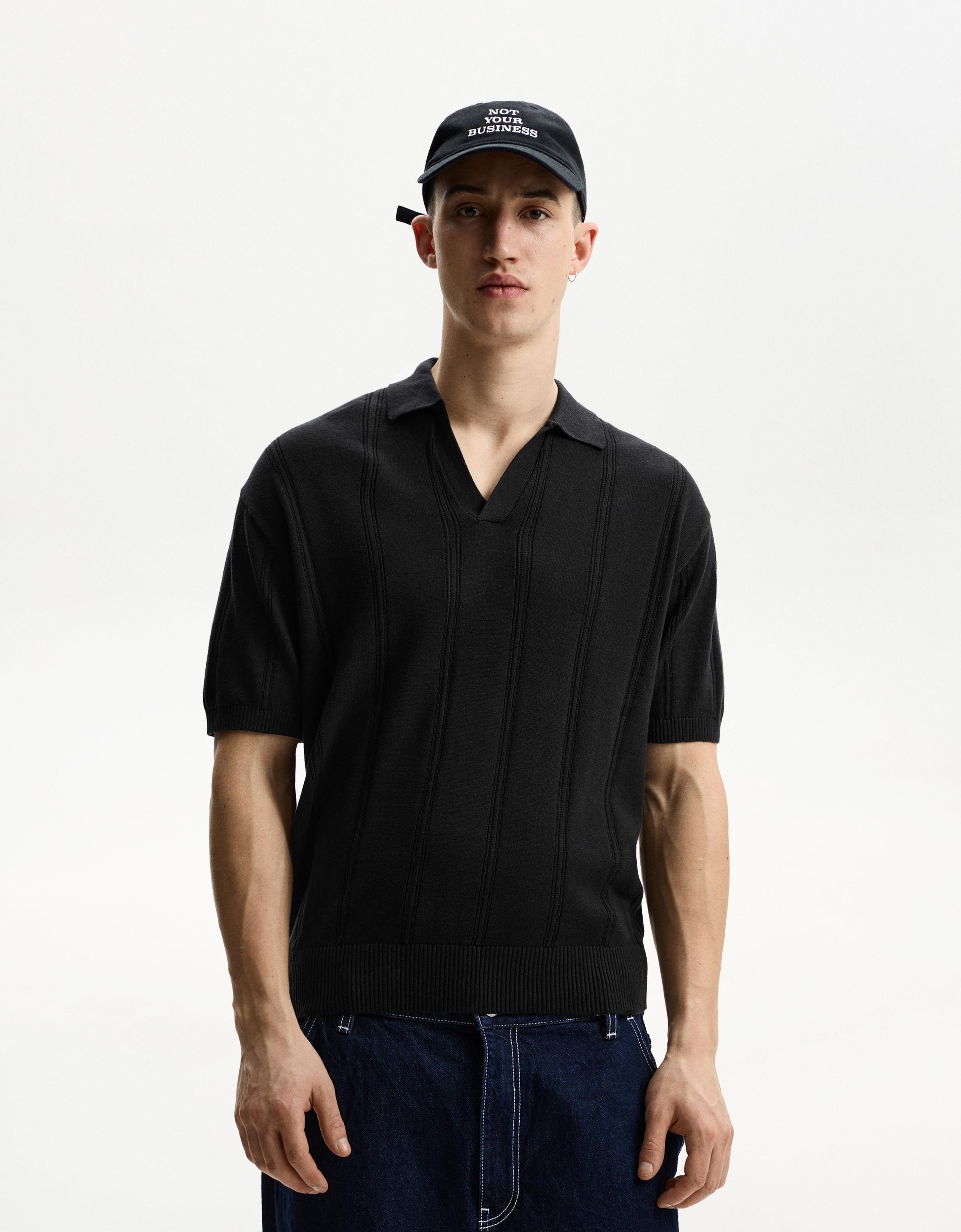 Thumbnail - Bershka Poloshirt Mit Kurzen Ärmeln Und Strukturmuster Herren Xl Schwarz