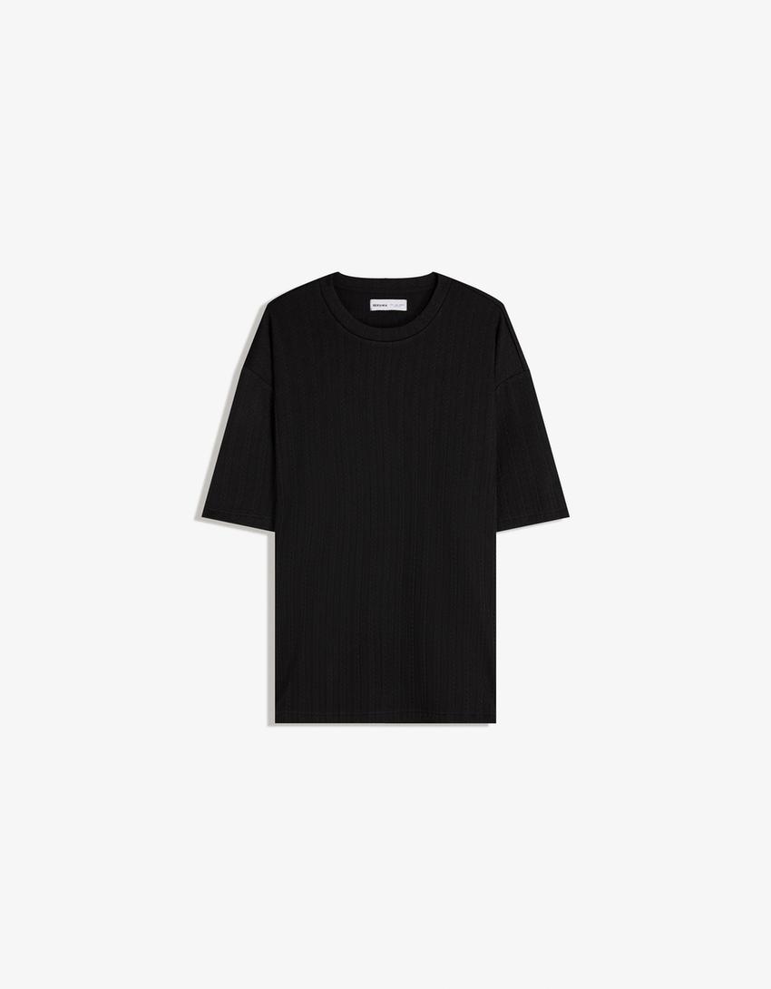 Short sleeve textured T-shirt-Black