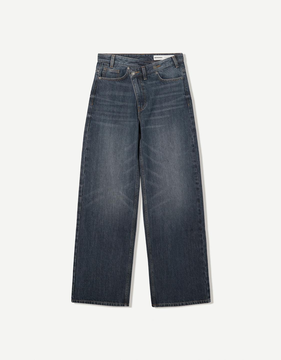 Wide-leg jeans with crossover waist